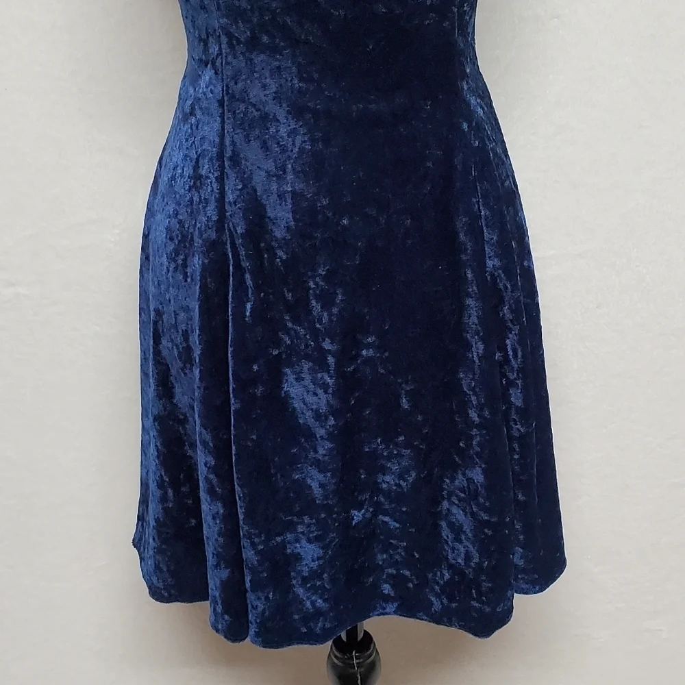 Vintage Petra Fashions Blue Crushed Velvet Double Strap Fit & Flare Mini Dress L - Picture 7 of 15